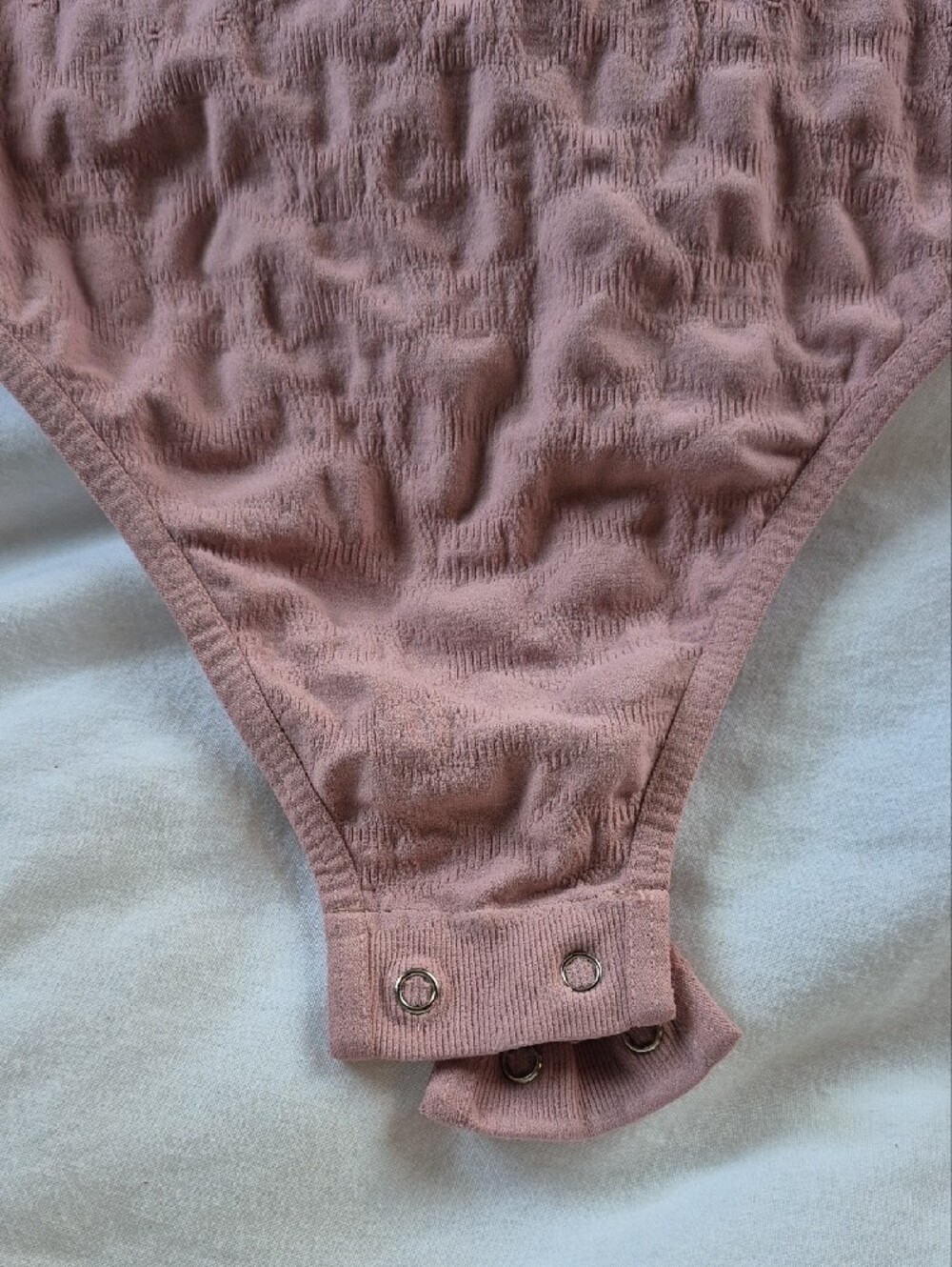 Intimately Free People Pastel Pink Cutout Eyelet Bodysuit Size XS - Picture 9 of 14